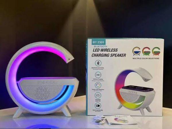 G - Shaped RGB Lamp With Wireless Charging - techzonix